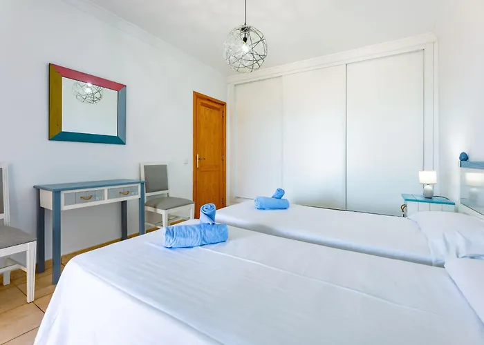 Abora 1 - By Interhome 別荘 *